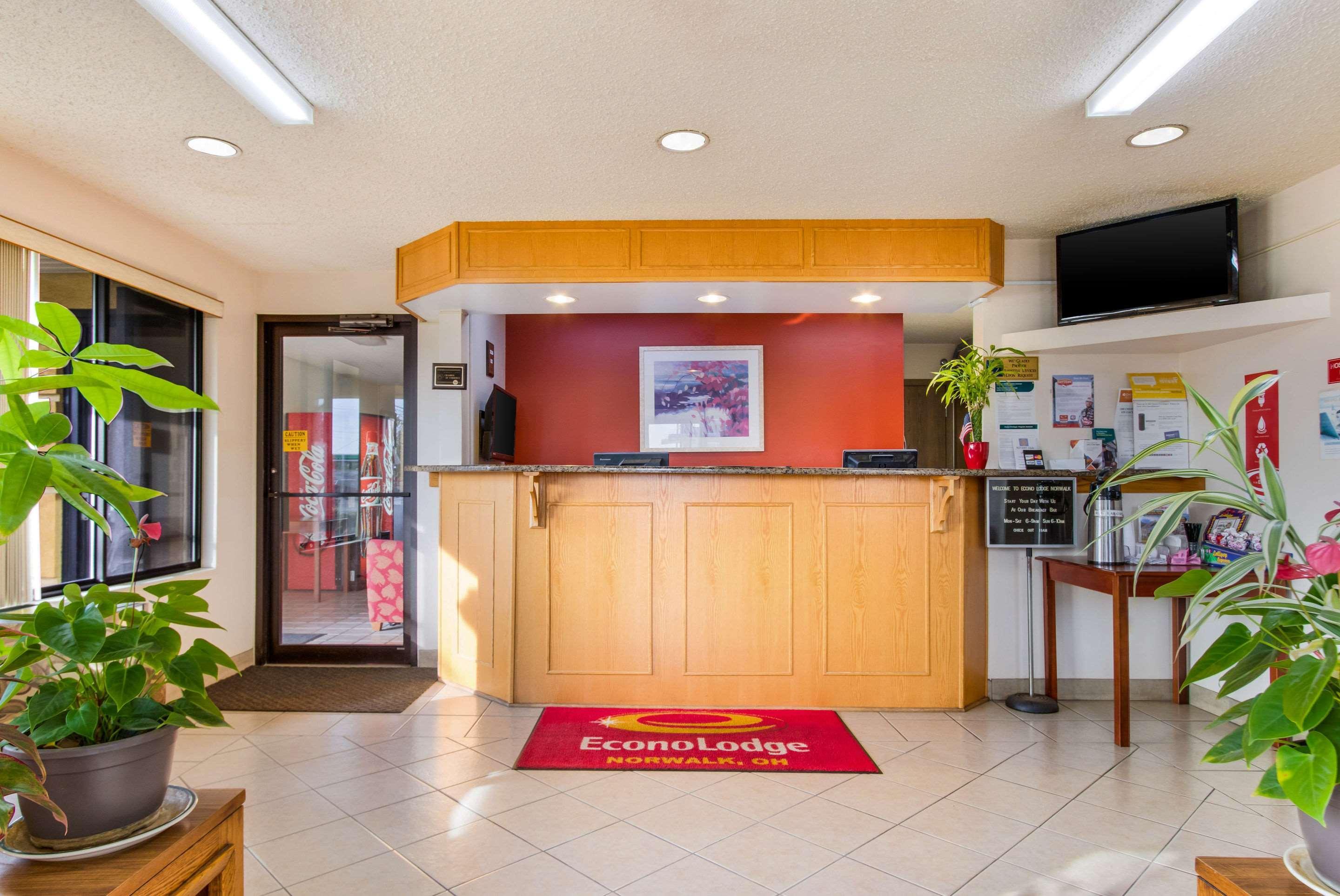 נורווק Econo Lodge מראה חיצוני תמונה