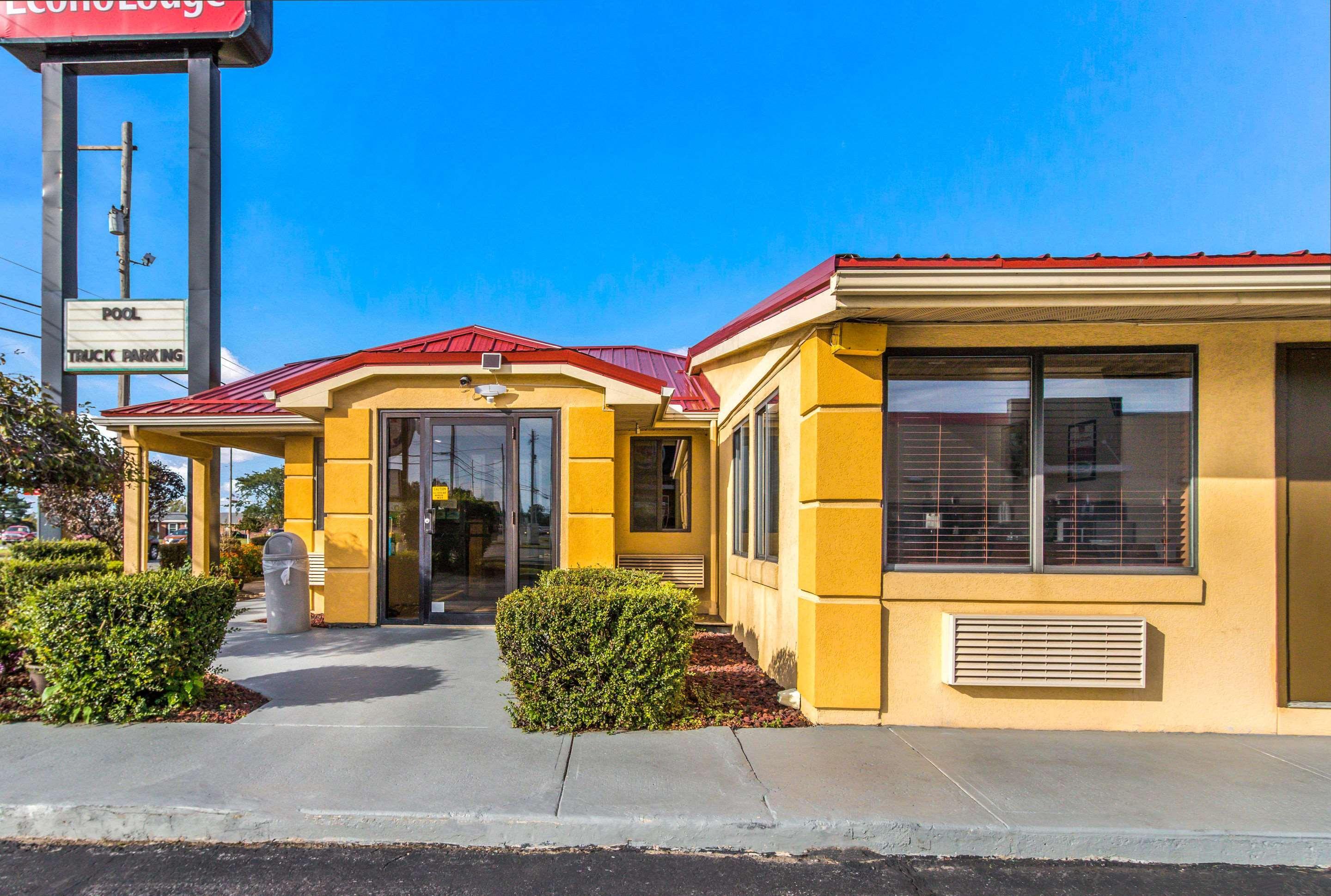 נורווק Econo Lodge מראה חיצוני תמונה